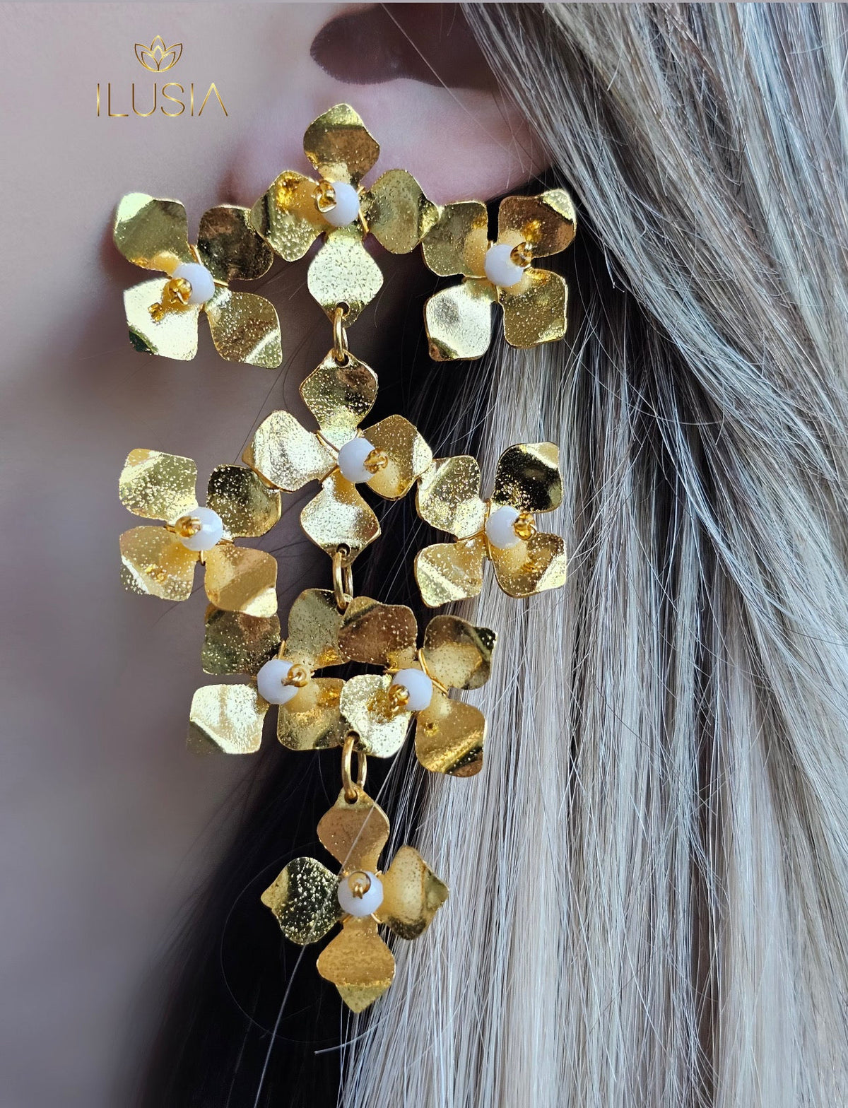 Cascada White Big Earrings