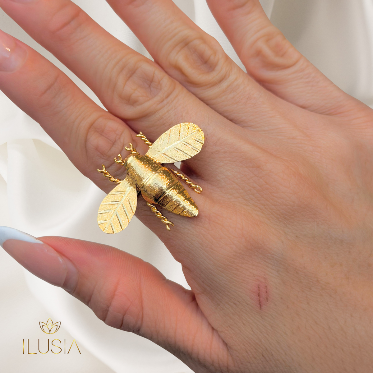 Bee you ring