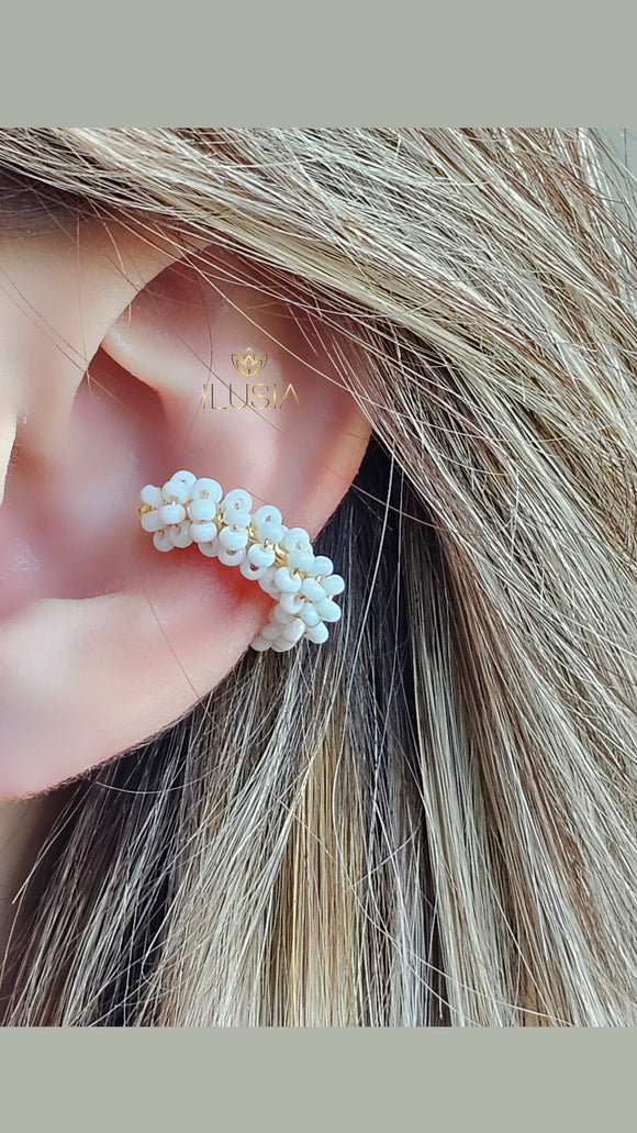 Heritage white Earcuff