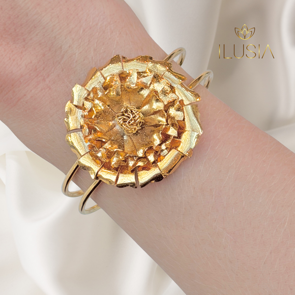 Golden petal bracelet