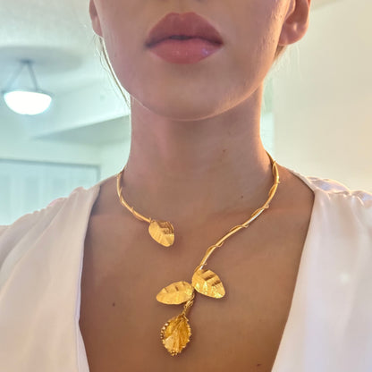 Gardenia Necklace